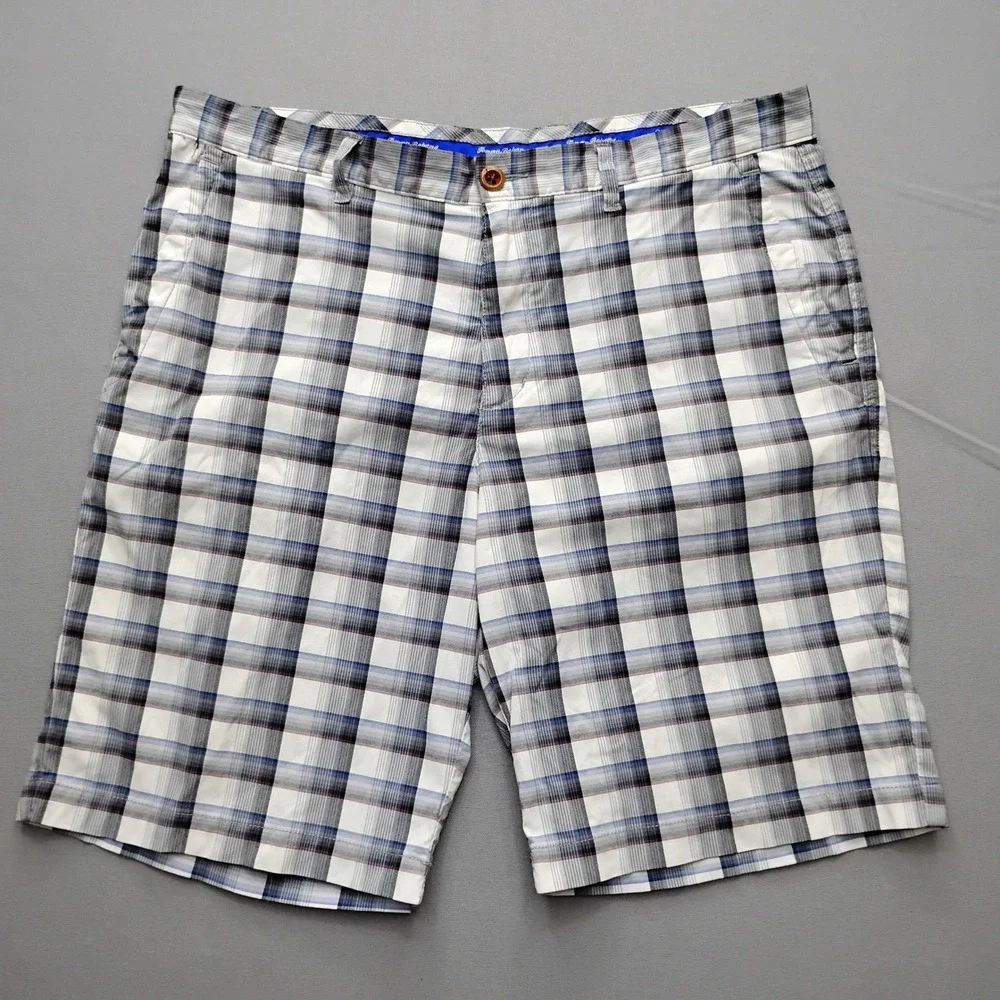 Tommy Bahama Mens Plaid Golf Shorts Blue Grey White Size 35 Flat Front